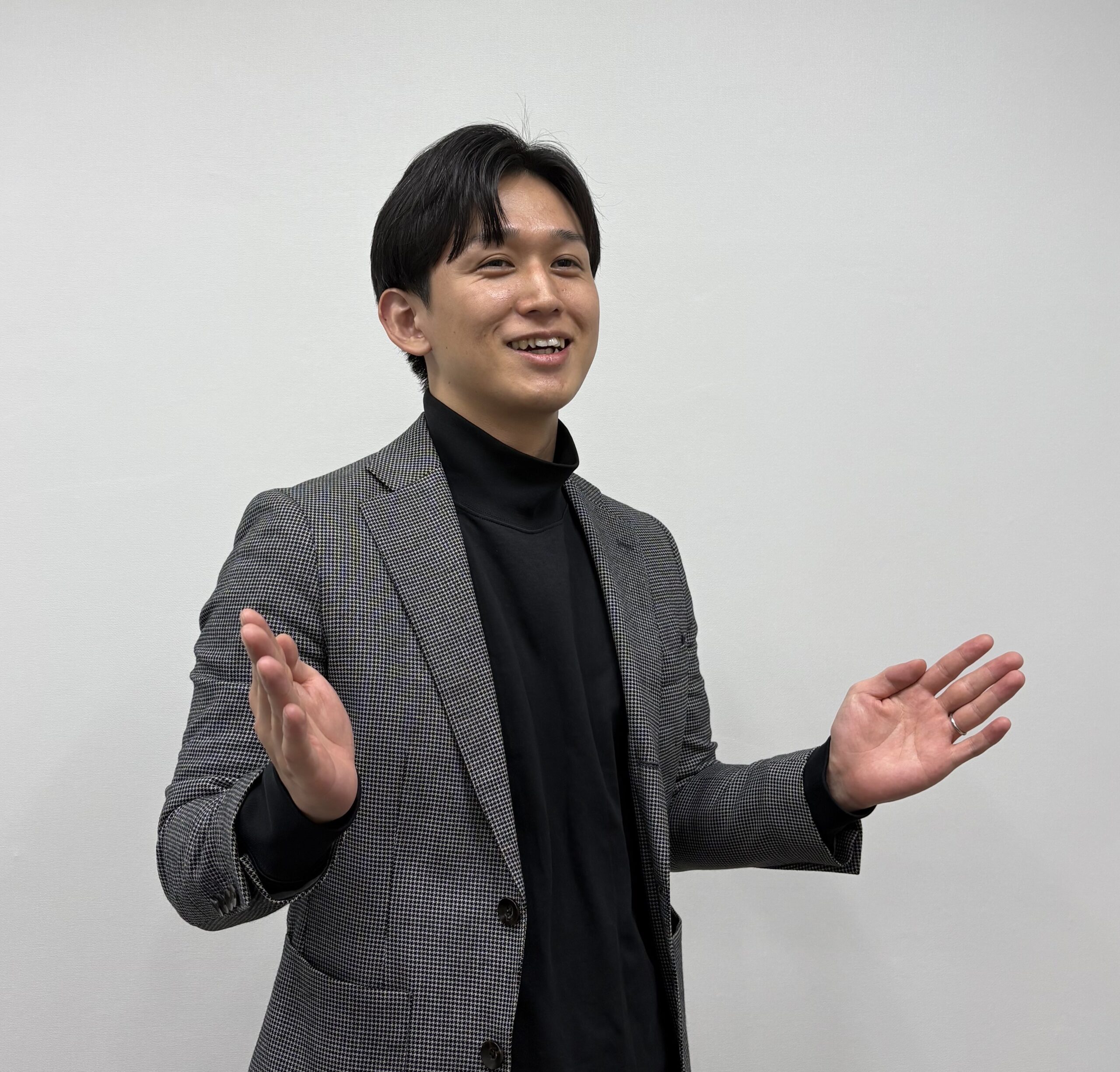 横山 勝臣